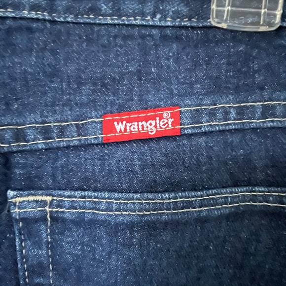 Wrangler Jeans - Picture 3 of 4